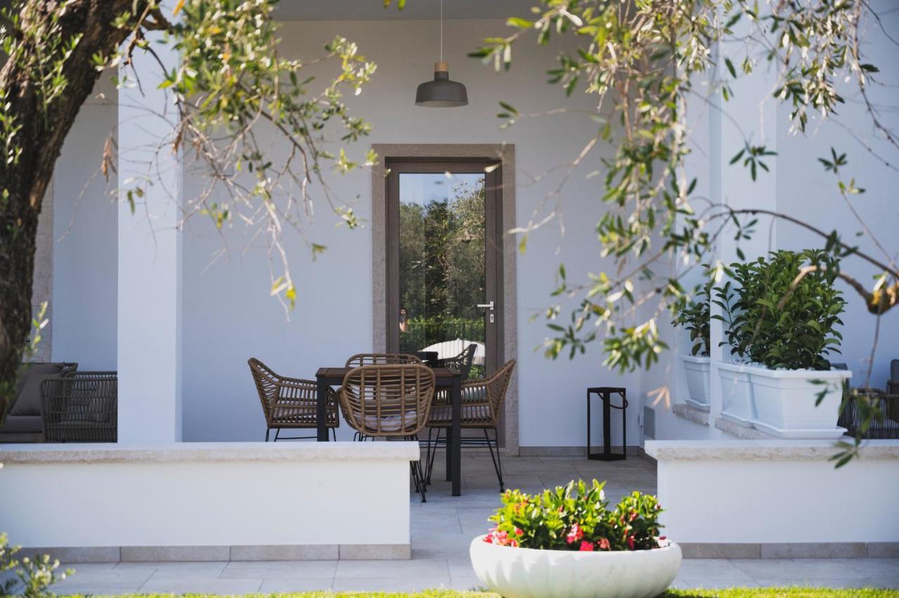 Dimorae Cama Guest House Чистернино Екстериор снимка
