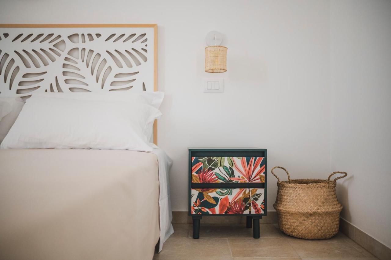 Dimorae Cama Guest House Чистернино Екстериор снимка