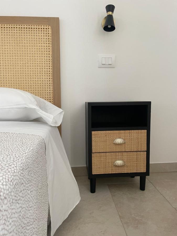 Dimorae Cama Guest House Чистернино Екстериор снимка